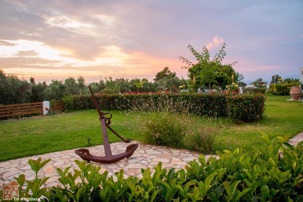 Ta Spitakia Tsarbopoulos Kyparissia Buitenkant foto