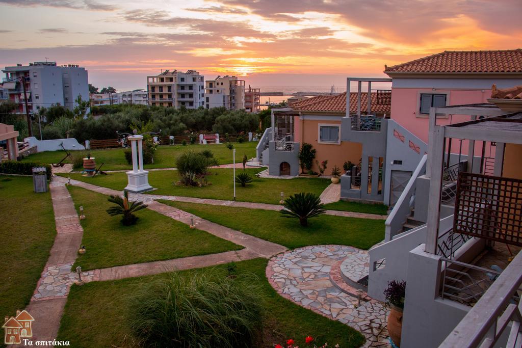 Ta Spitakia Tsarbopoulos Kyparissia Buitenkant foto