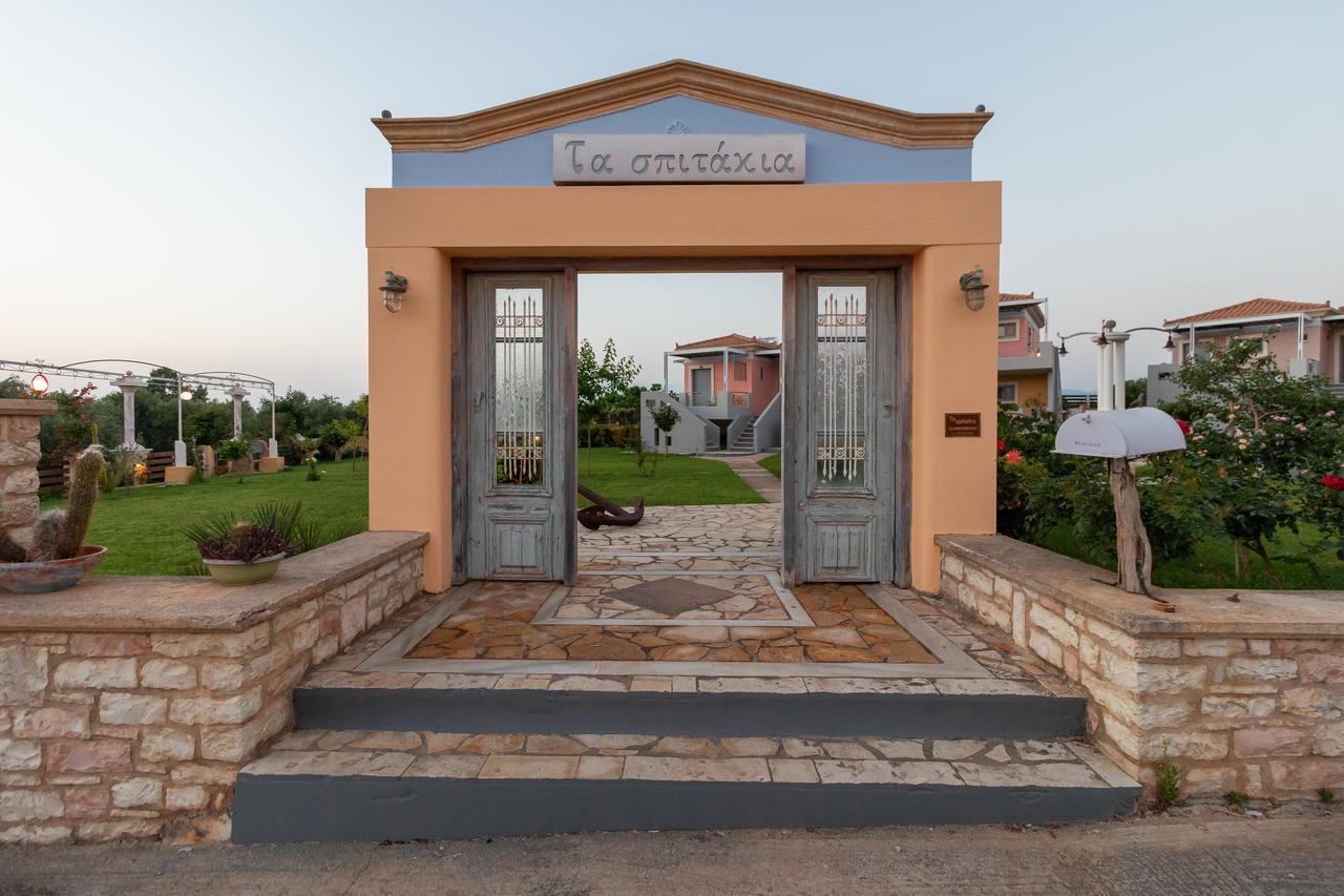 Ta Spitakia Tsarbopoulos Kyparissia Buitenkant foto