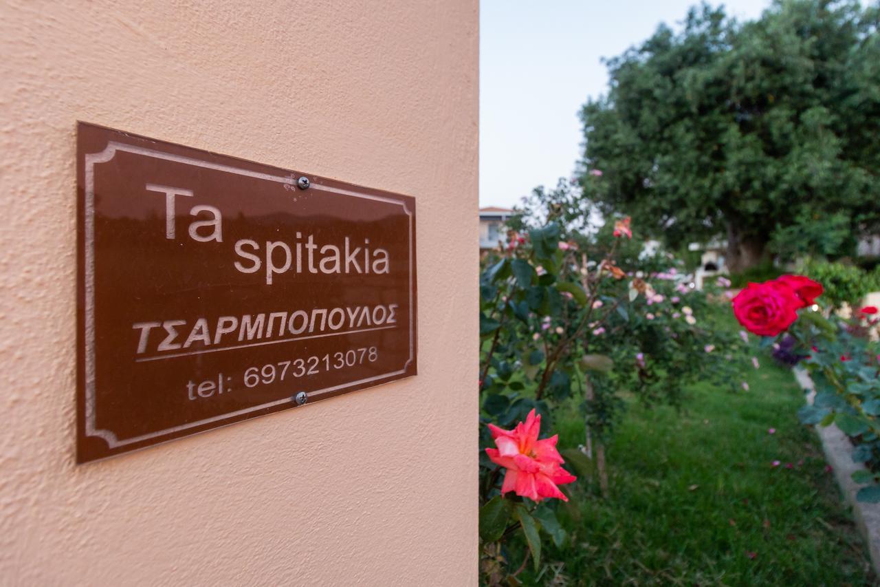 Ta Spitakia Tsarbopoulos Kyparissia Buitenkant foto