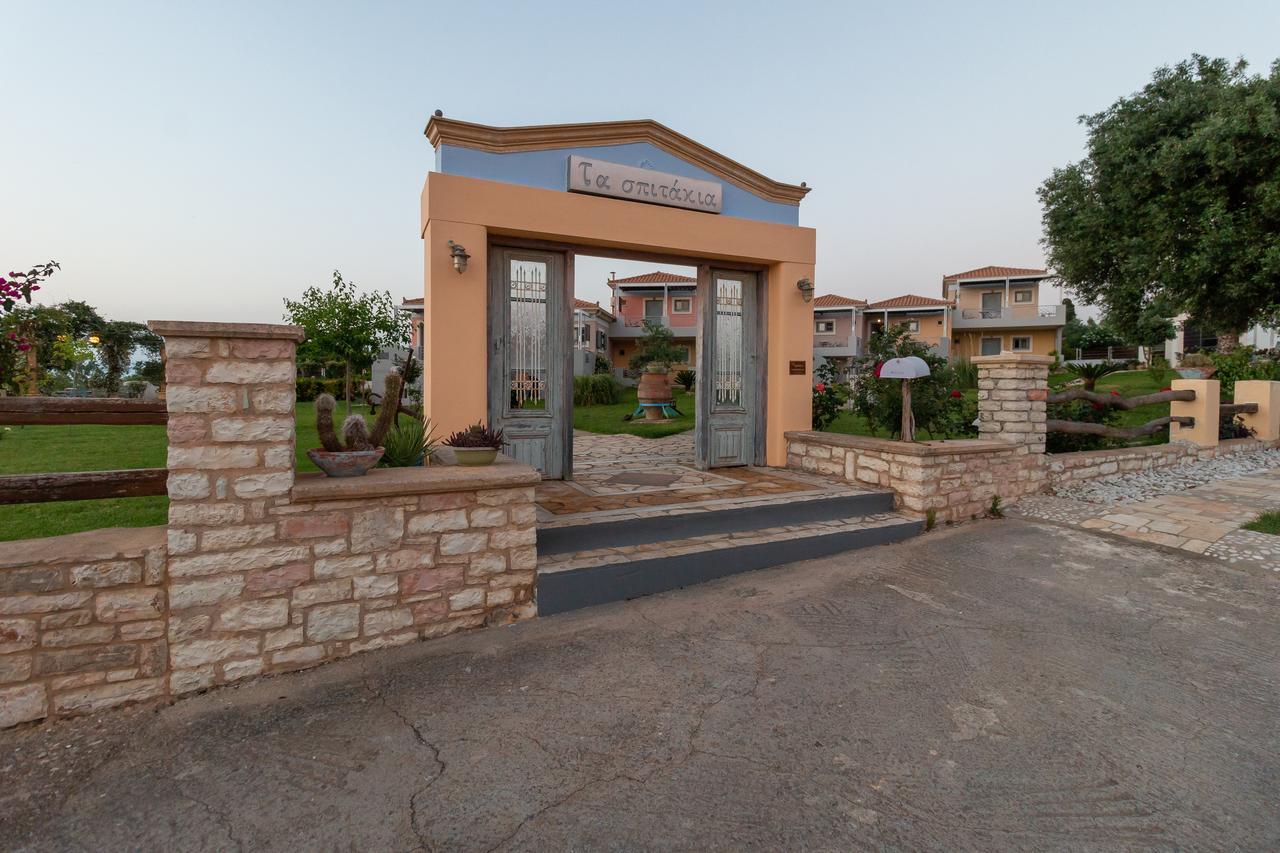 Ta Spitakia Tsarbopoulos Kyparissia Buitenkant foto