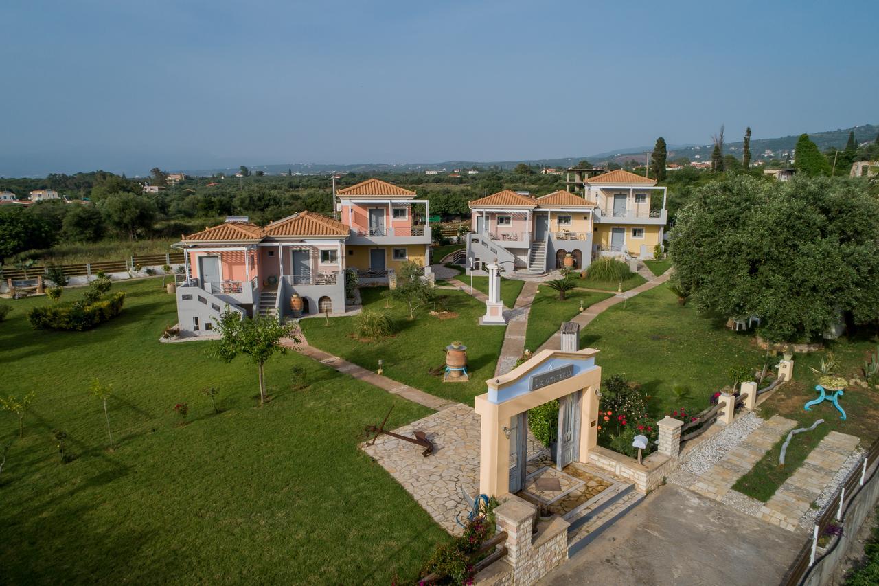 Ta Spitakia Tsarbopoulos Kyparissia Buitenkant foto