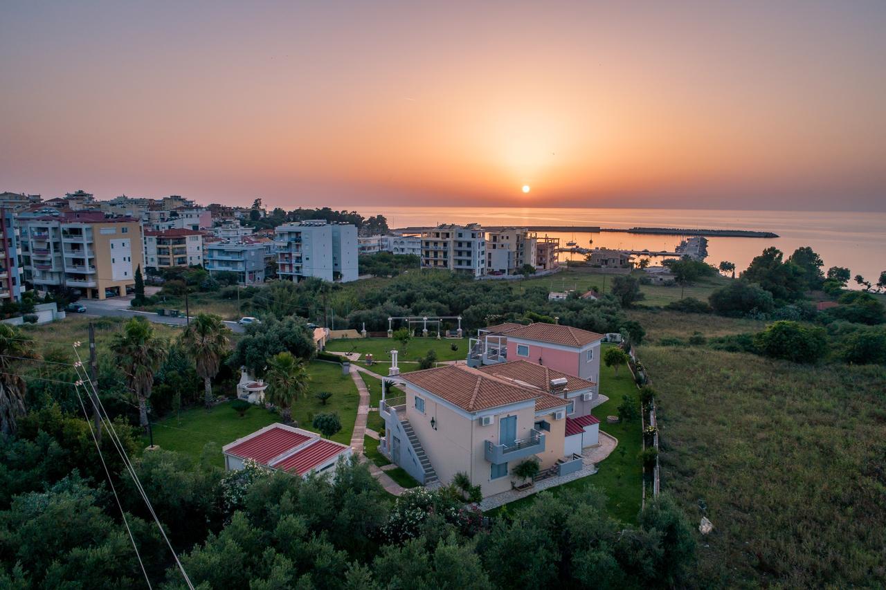 Ta Spitakia Tsarbopoulos Kyparissia Buitenkant foto